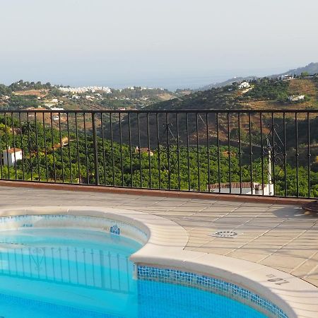 פריחיליאנה Apartment Joaquin מראה חיצוני תמונה