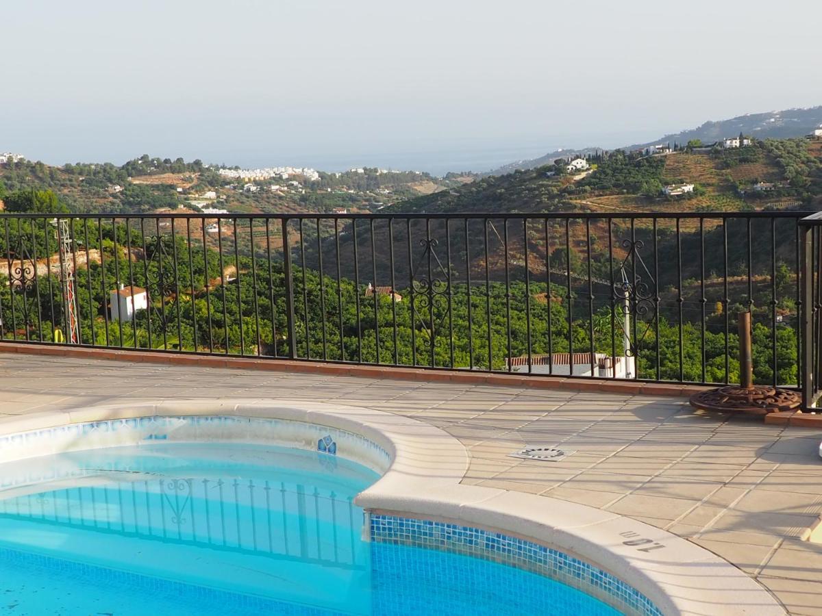 פריחיליאנה Apartment Joaquin מראה חיצוני תמונה