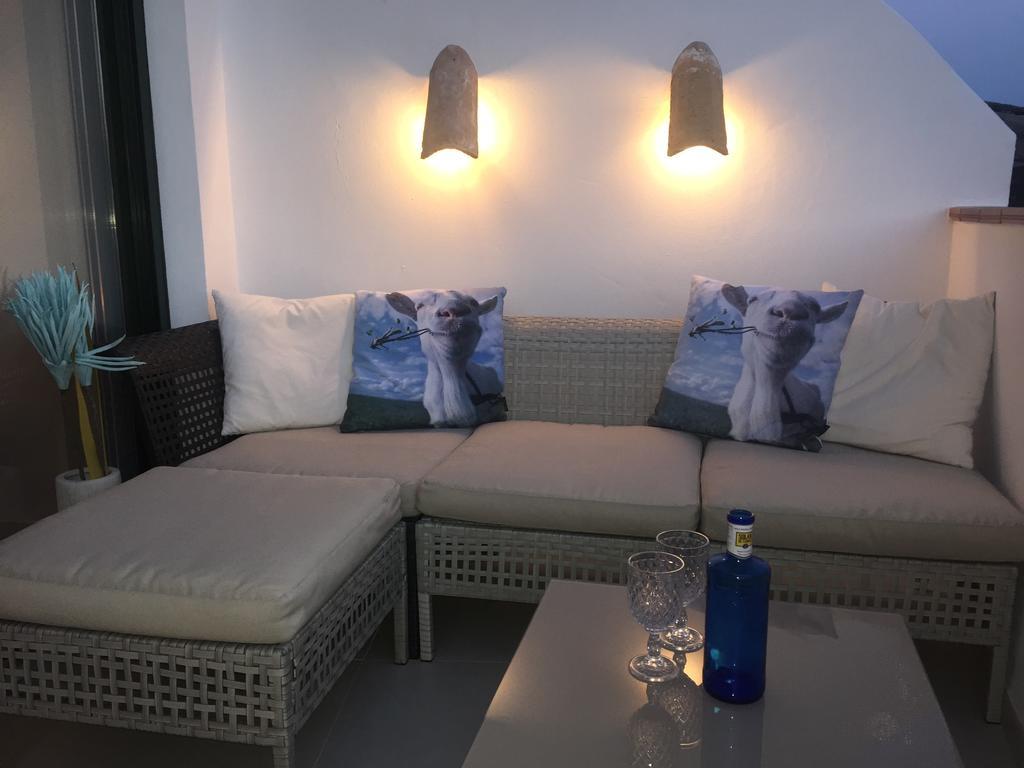 פריחיליאנה Apartment Joaquin מראה חיצוני תמונה